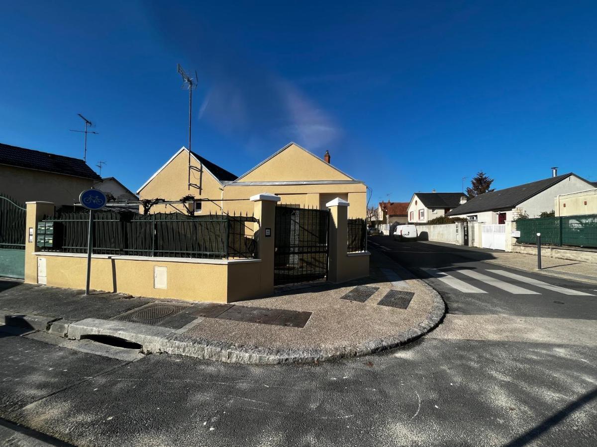 Studios Au Quartier Pavillonnaire Rue D Ambert Orleans Luaran gambar